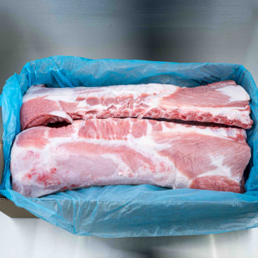 Carr&eacute; de porc sans os sans filet mignon 12 kg env.