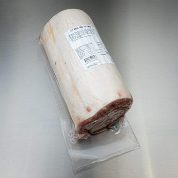 T&ecirc;te roul&eacute;e bard&eacute;e avec langue 2kg600 env.